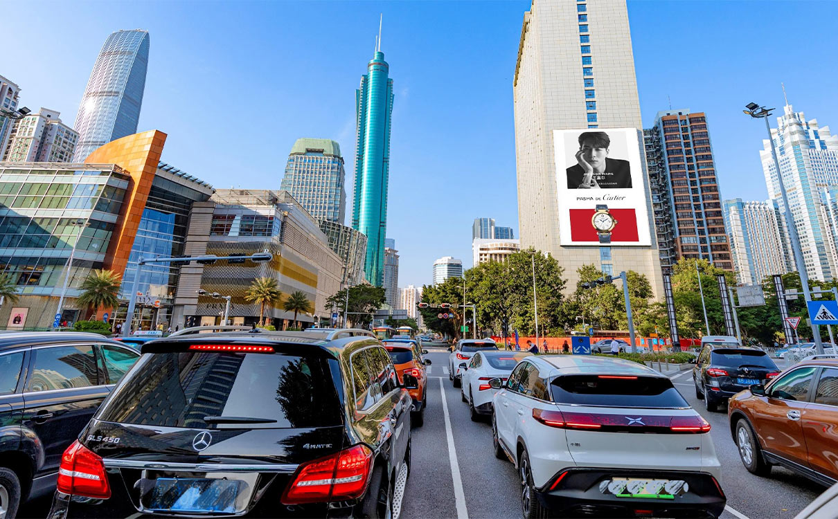 羅湖(hú)區(qū)鼎豐大廈南側牆體(tǐ)LED屏